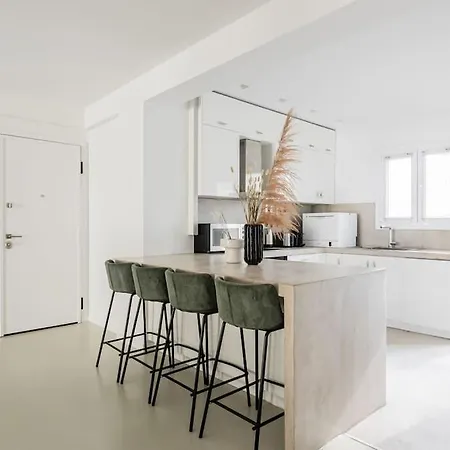 Contemporary Bliss 2br In By Upstreet Apartment *