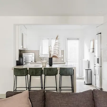 Apartment Contemporary Bliss 2br In By Upstreet *